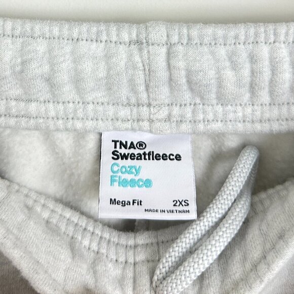 ARITZIA TNA SweatFleece Cozy Fleece Mega Fit Sweatpants in Heather Grey Size 2XS - Picture 6 of 10